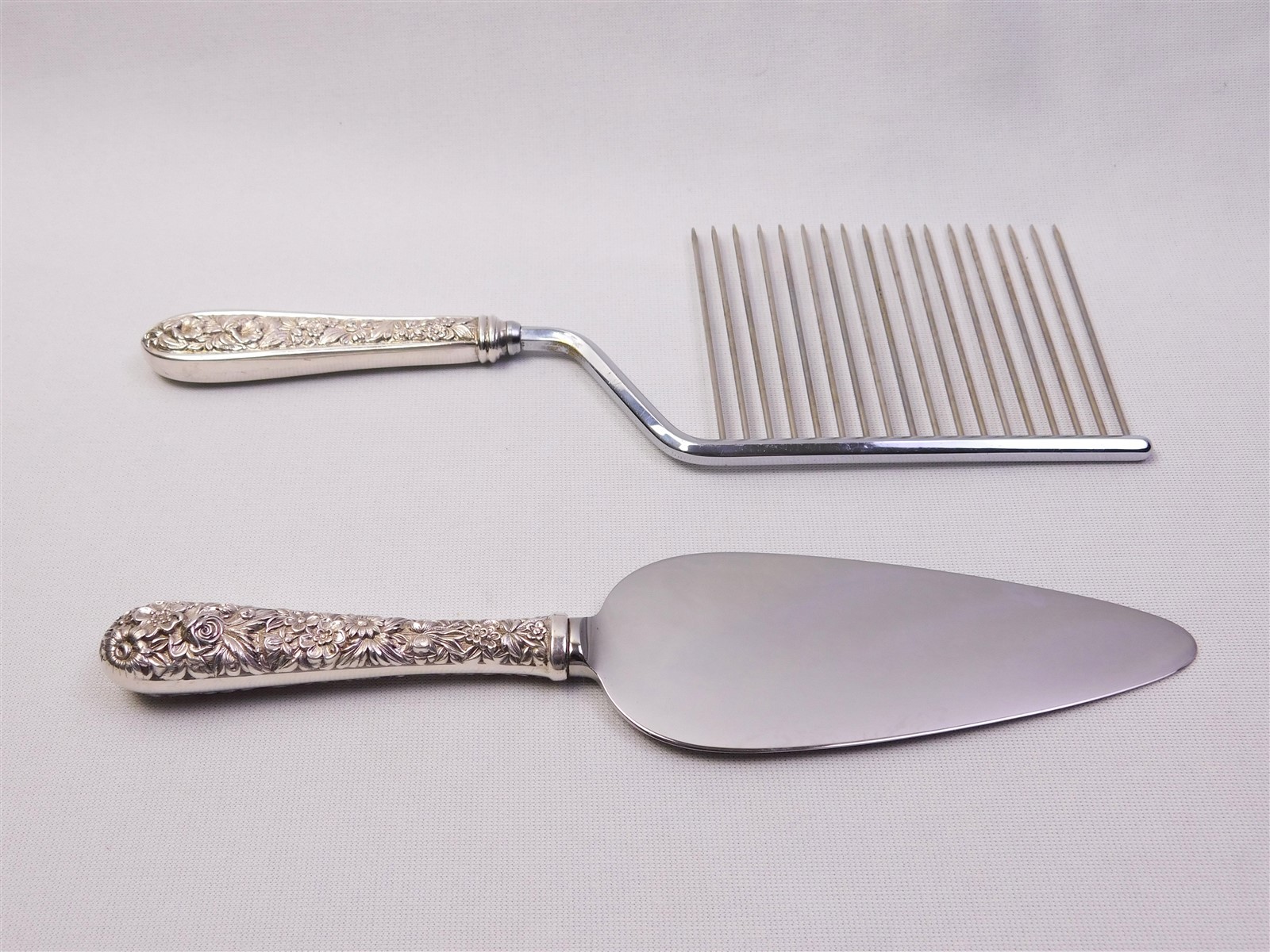 Vtg S. Kirk & Son Stieff Rose Sterling Silver Handles Cake Serving Set