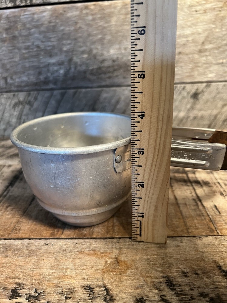 Vtg Flour Sifter With Hand Held Spring Handle (Foley Sifter MPLS)