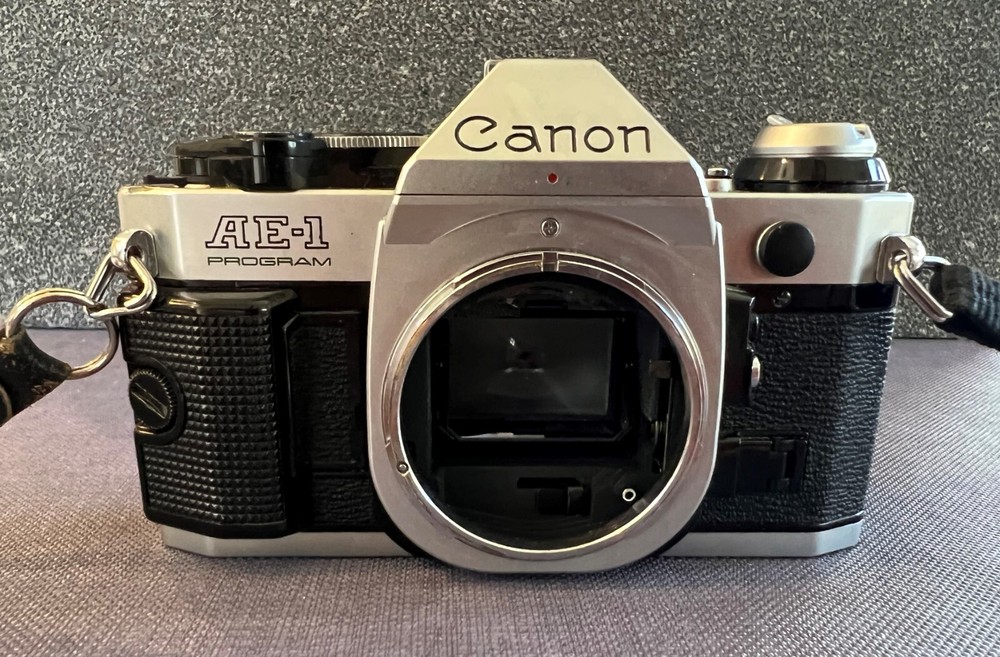 Canon AE-1 Program Camera Body Silver Japan TESTED