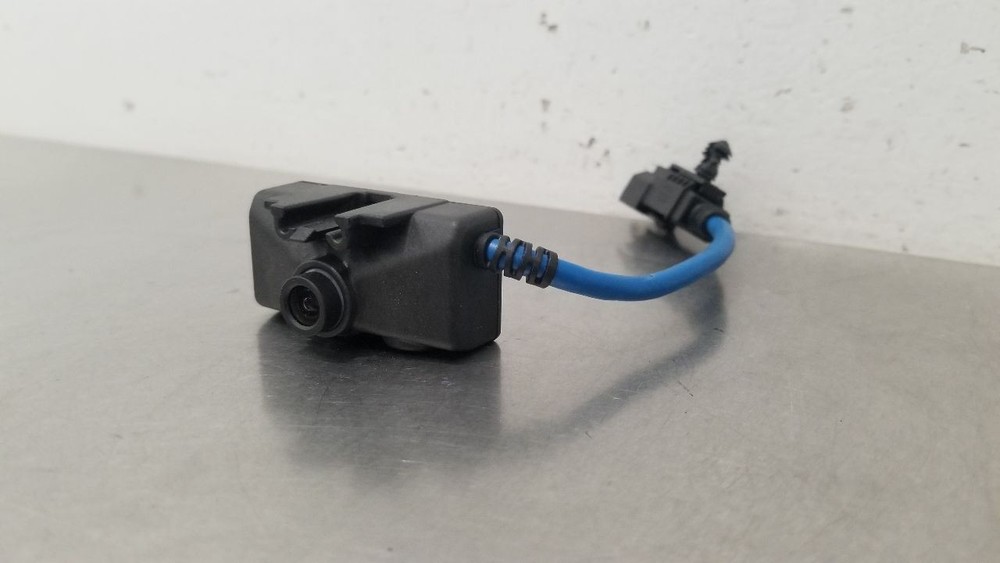 16 CHEVY CORVETTE C7 FRONT VIEW WINDSHIELD MOUNTED CAMERA 23333585