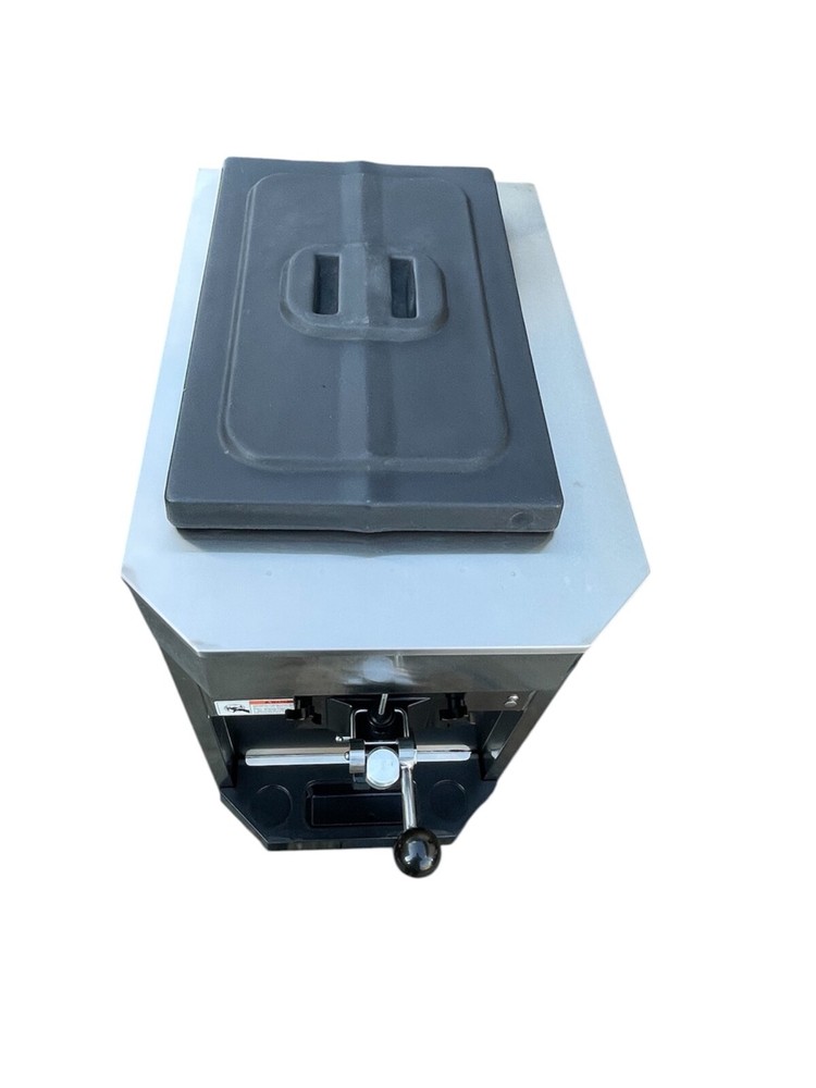 ELECTRO FREEZE CS700 Gravity-Fed Shake Freezer Countertop