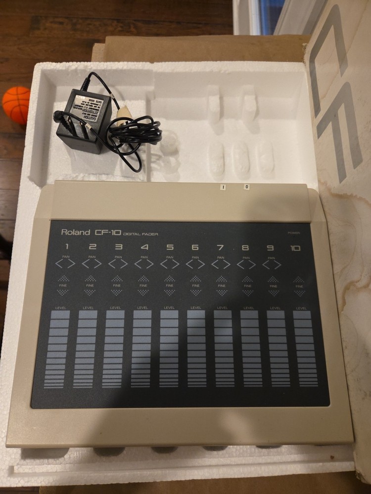 Roland CF-10 Digital Fader Controller MIDI Mixing Control Surface Tested