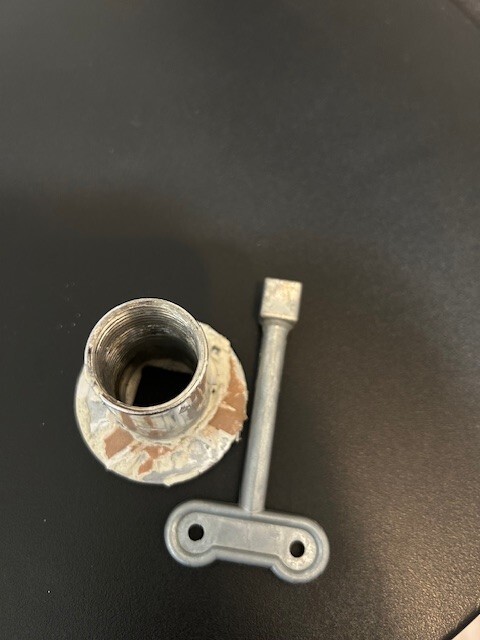 Key Valve plate and key for Fireplace