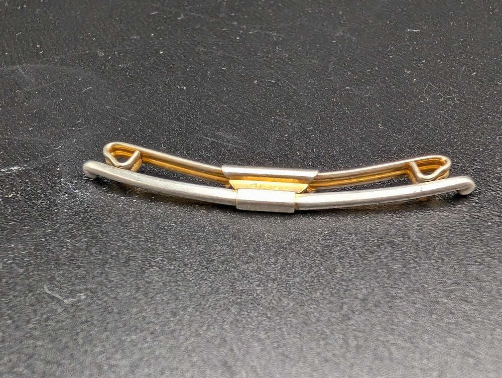 Gold Tone Swank Collar Stay