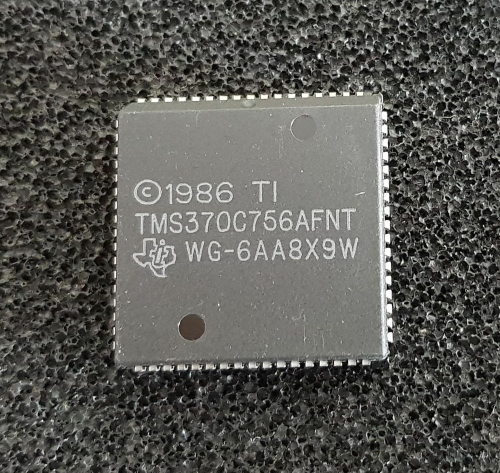 TMS 370C756 ANFT Texas Instruments Semi Conductor PLCC68