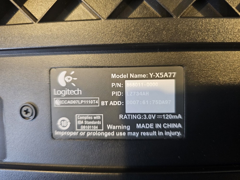 Logitech Playstation 3 Gaming Keyboard Cordless MediaBoard Pro Bluetooth