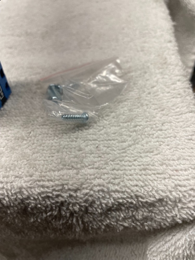 NOS APT Switch LW39-16B-B2-202/2