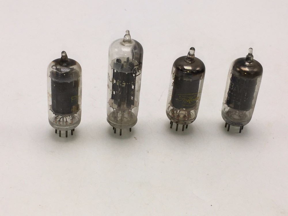 Eico HFT-94 AM Tuner Tubes