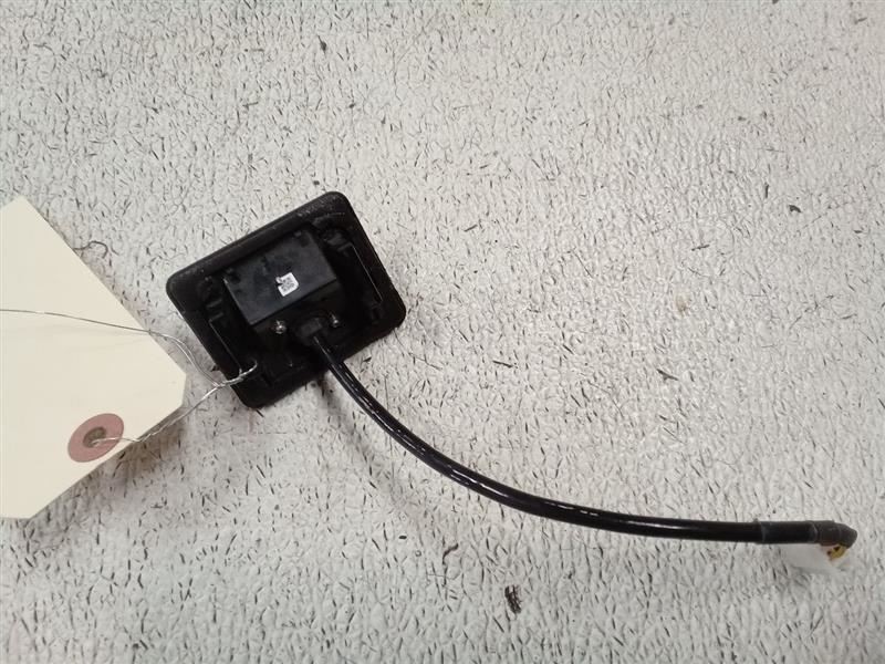 LEGACY 2021 Camera/Projector 313894