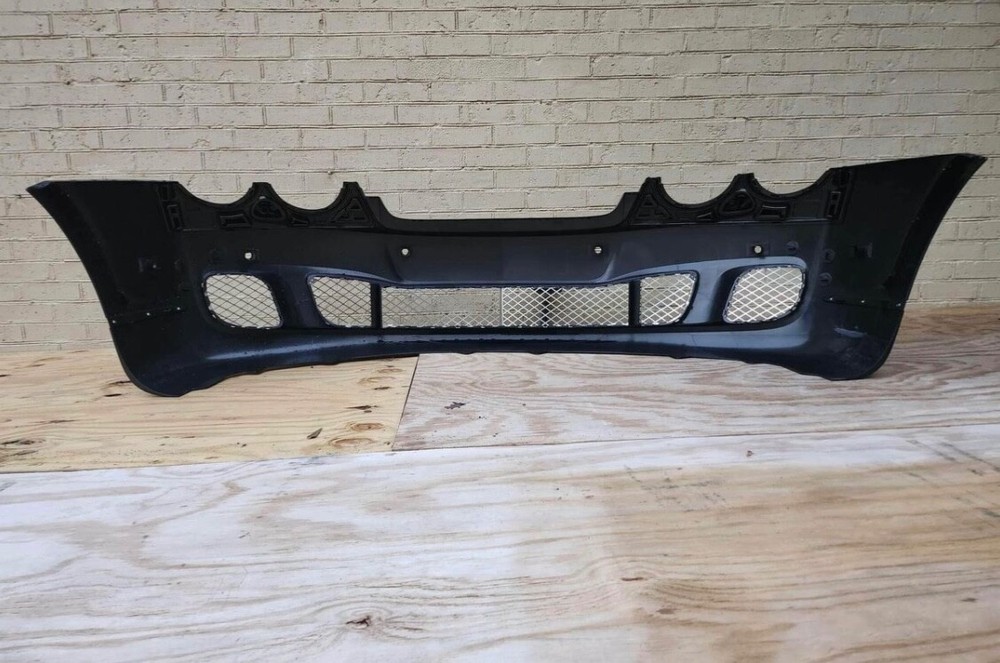 04'-13' Bentley GT/Flying Spur Front Bumper