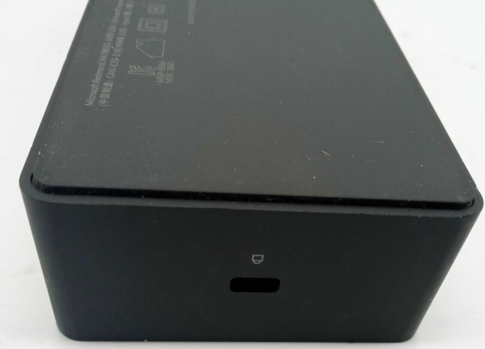 Microsoft 1661 Docking Station