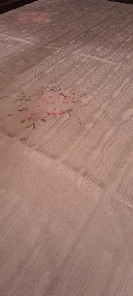 Hand Painted Shantung Double Bedspread