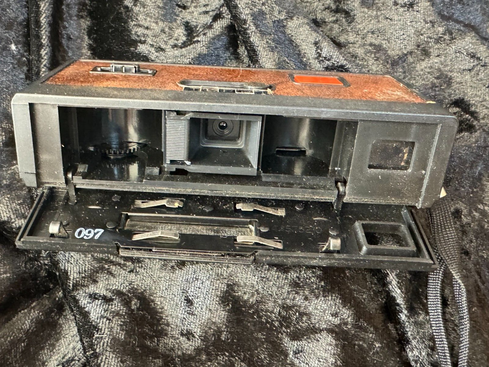 Sears Tele 110 Instamatic Camera