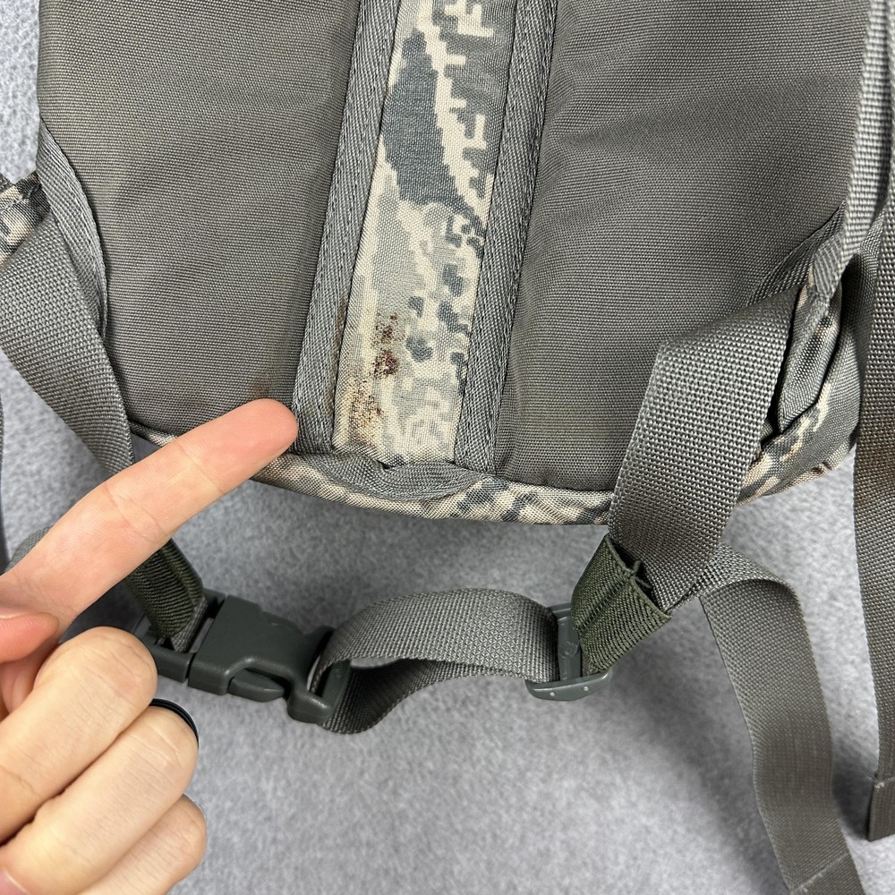 SOURCE Commander Tactical Hydration Pack ACU Gray Camo Nylon One Size MOLLE