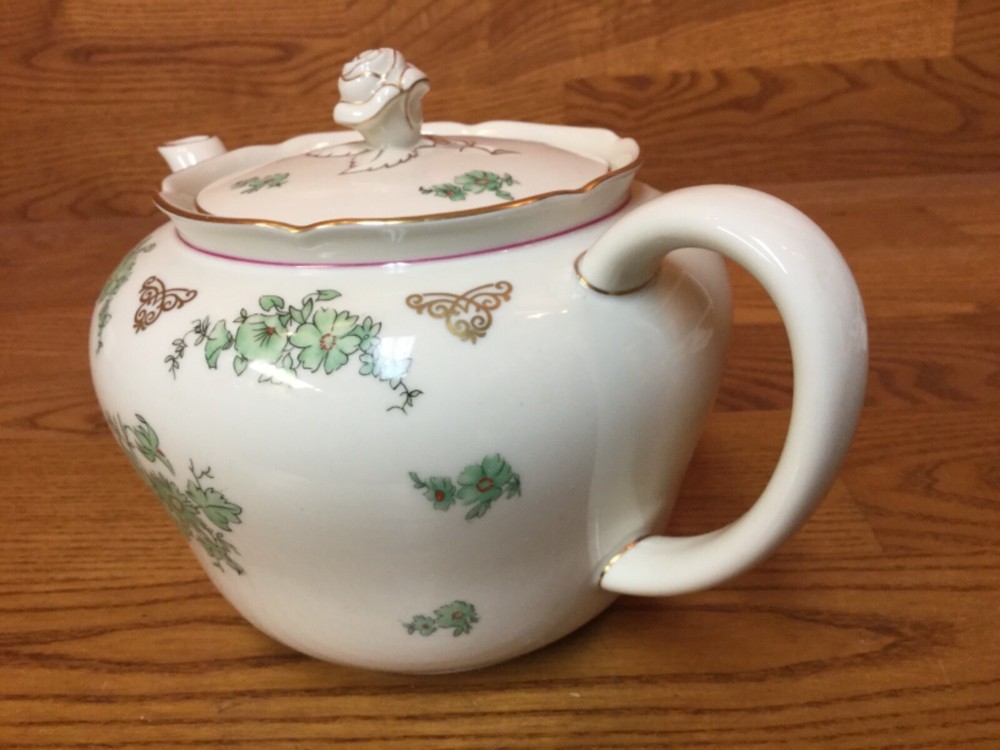Seltmann Weiden Germany 5” Teapot - Excellent