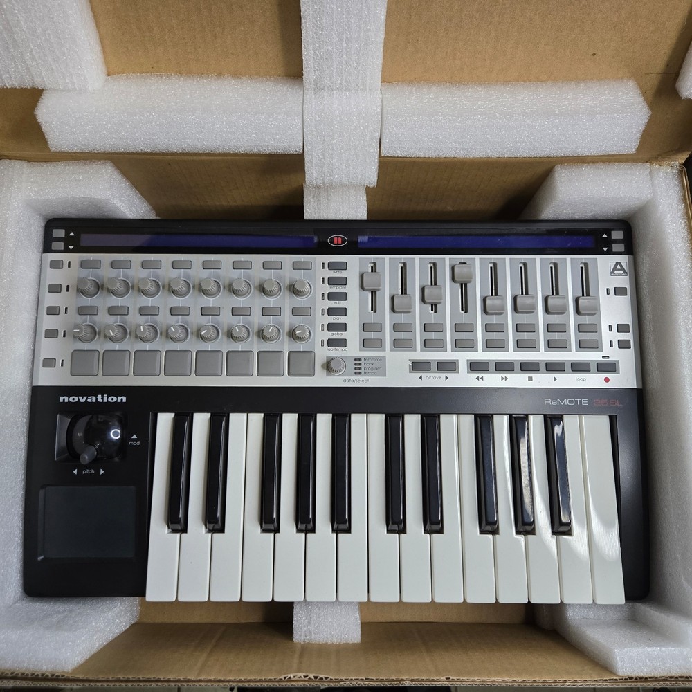 Novation ReMote 25SL World's First Intelligent MIDI Controller Open Box Tested
