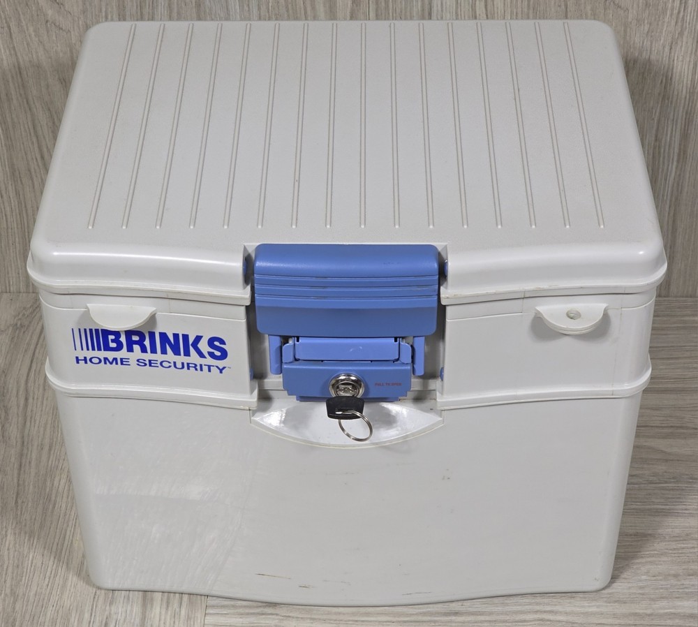 Brinks Home Security Locked Box Fire Safe Rated 1/2 Hour w/Key