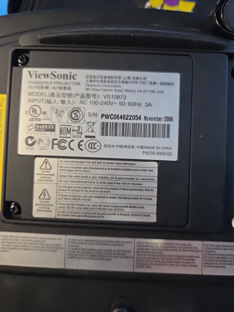 View Sonic PJ458D DLP Projector