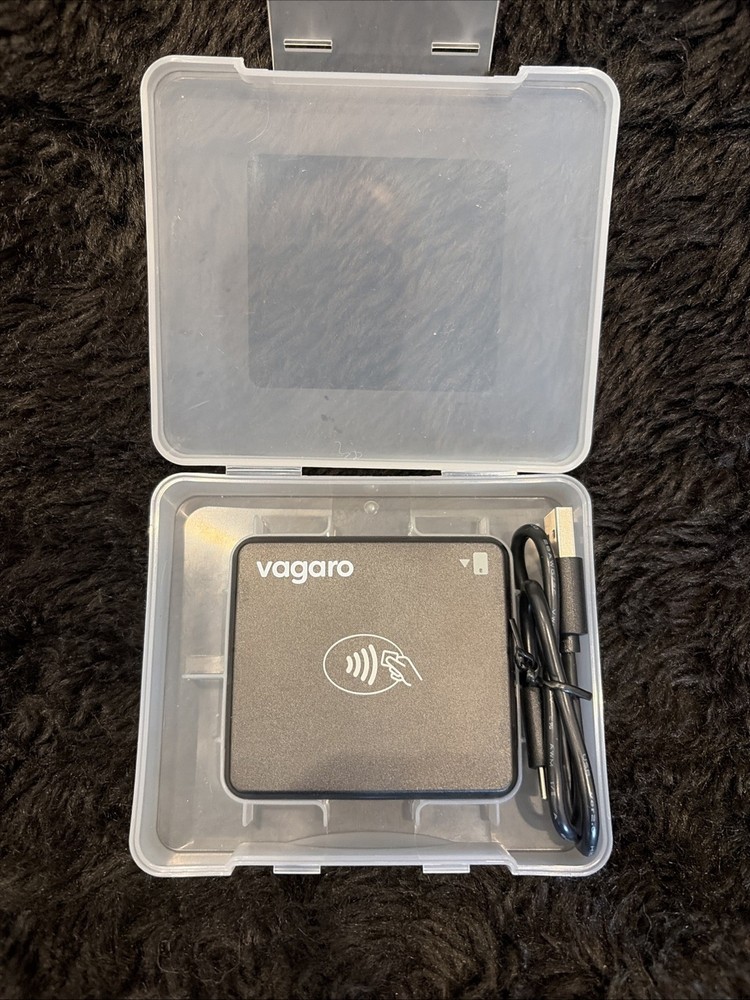 Vagaro Chipper 3X BT BBPOS Bluetooth Credit Card Reader NFC Apple Pay Chip Swipe