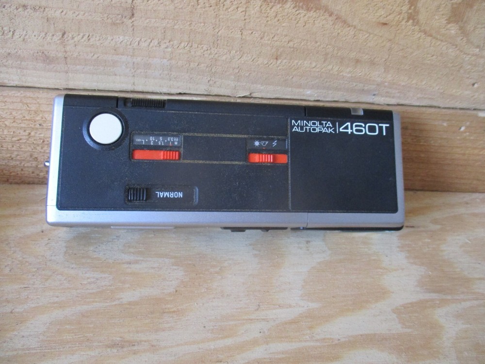 Minolta 460T Camera