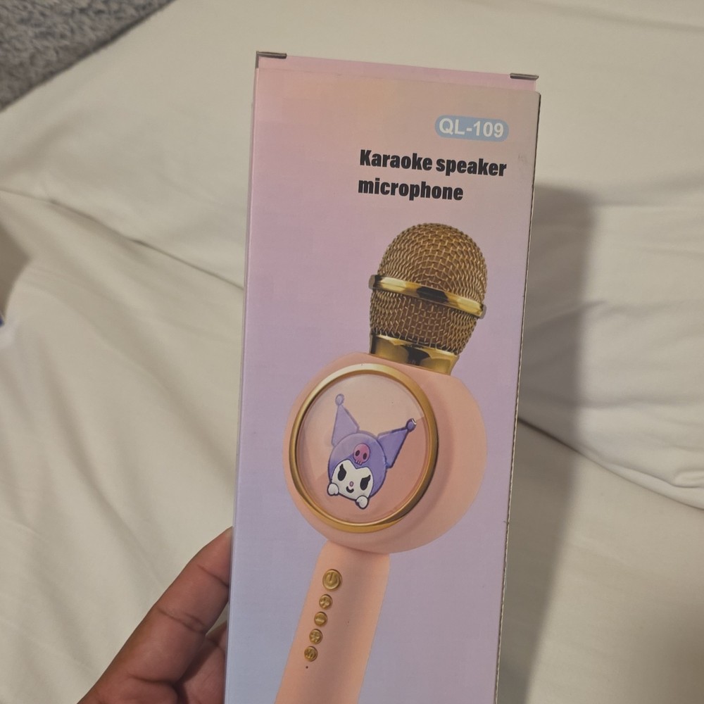 QL-109 Bluetooth Cordless Karaoke Microphone Cartoon Design
