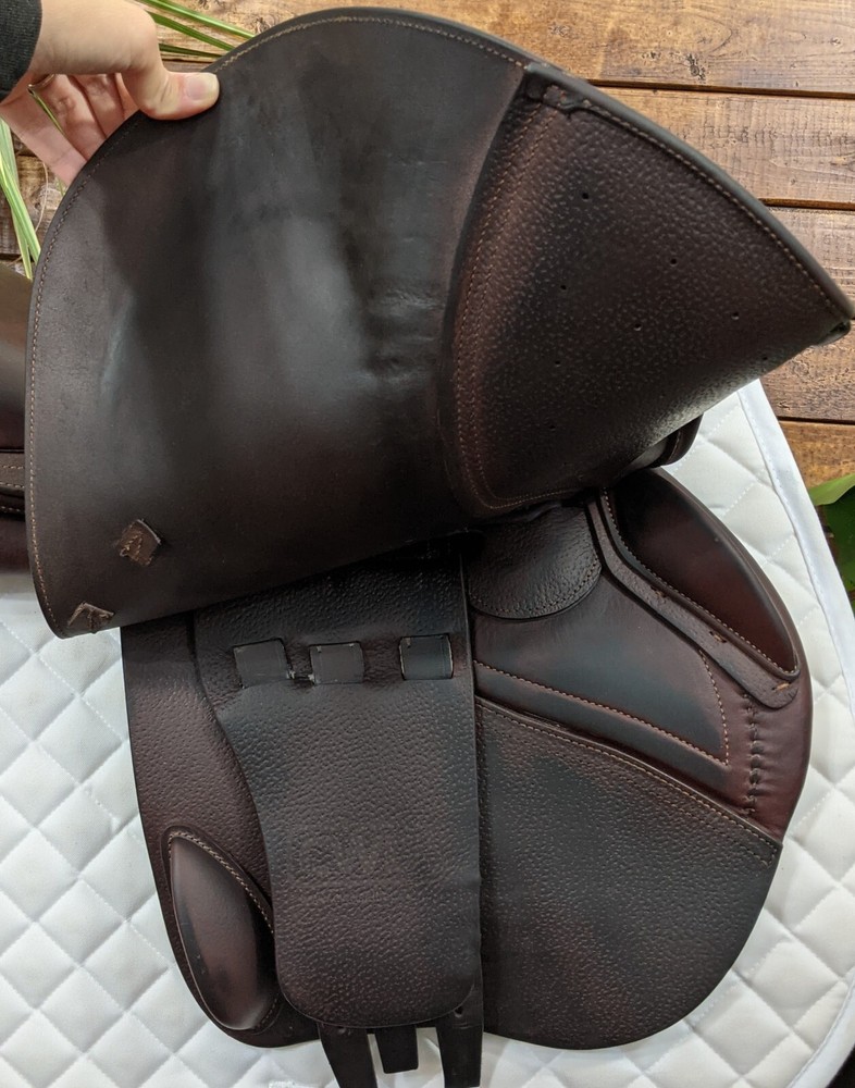 17" CWD SE02 2C (2018) *Forward Flaps*