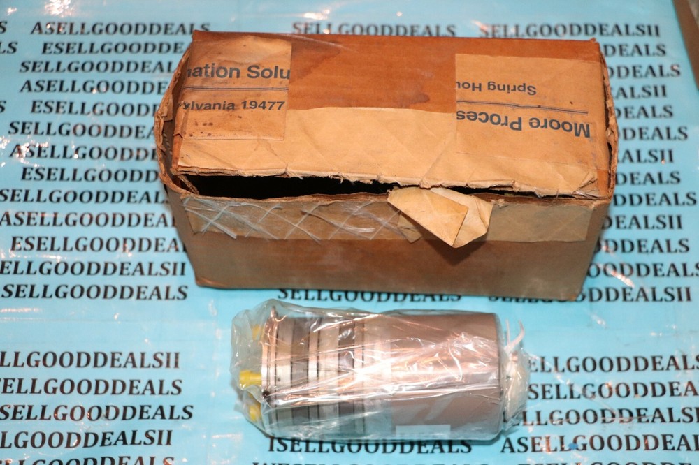 Moore 14490 Syncro Transmitter New