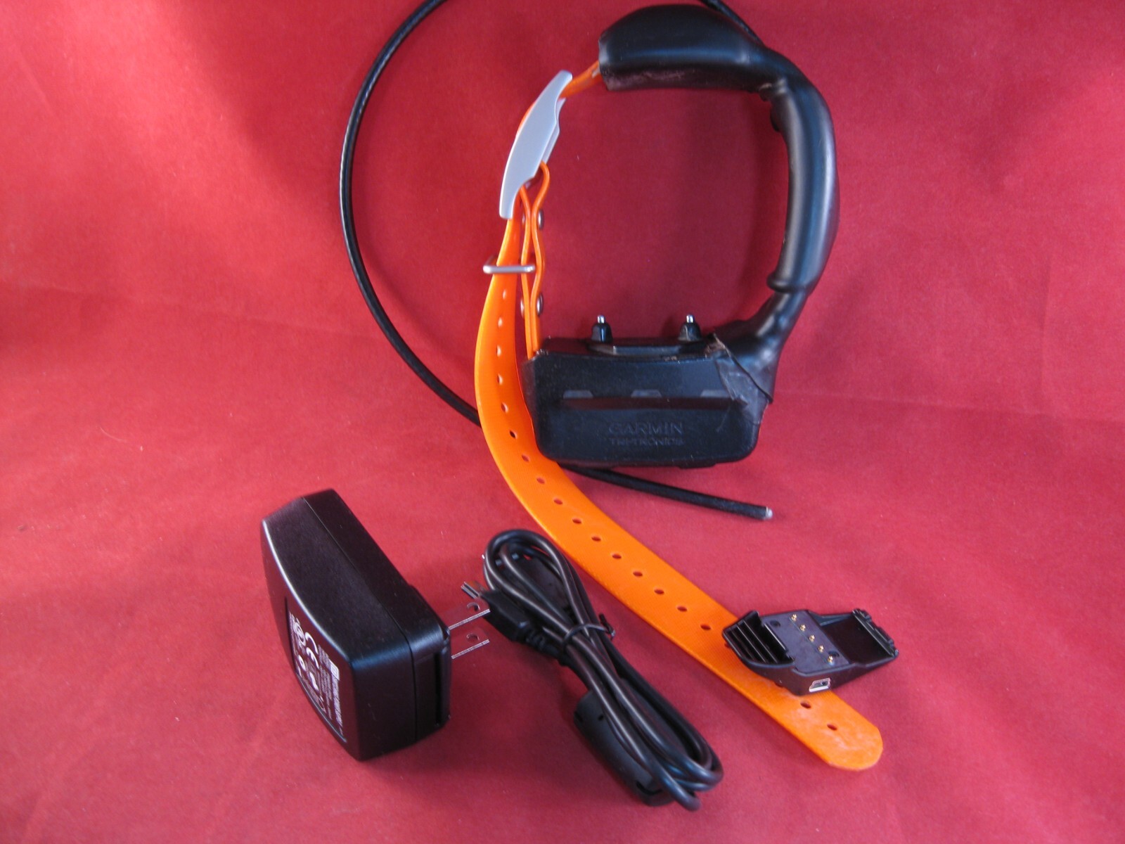 Used Garmin TT-15 GPS Dog track train Collar for Alpha 10 100 200 300 Handhelds