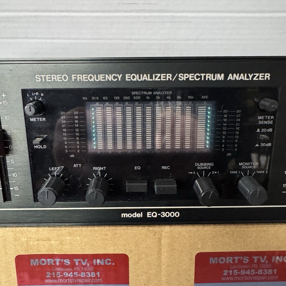 BSR EQ-3000 10-BAND STEREO FREQUENCY EQUALIZER / SPECTRUM ANALYZER - SERVICED