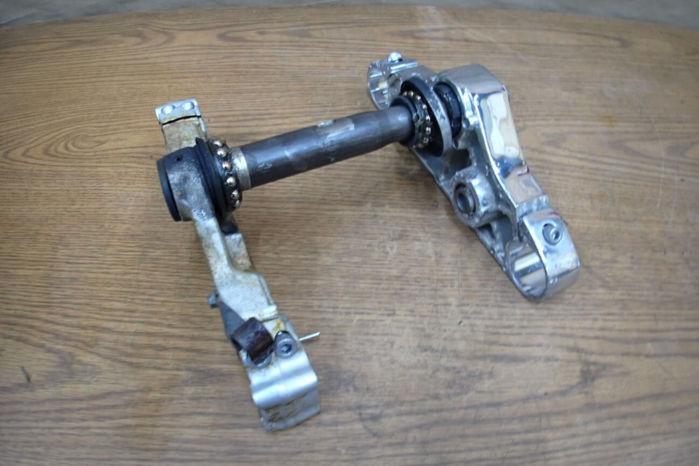 2006 YAMAHA VSTAR XVS650 STEERING STEM TRIPLE TREE