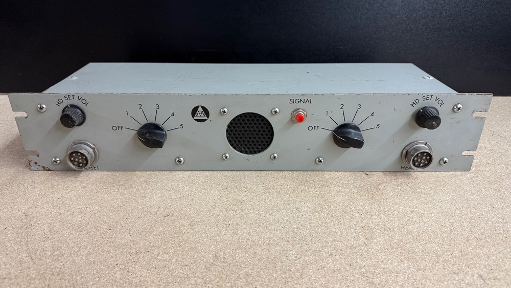 Northrop Nortronics Dual Operator Station 1960s US Aircraft Unit