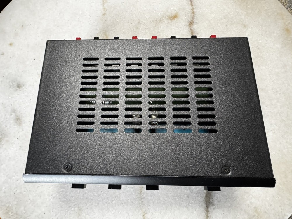ADCOM GFS-3 Speaker Selector