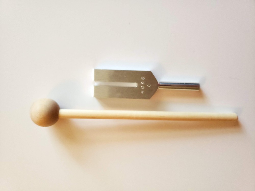 C 4096 Hz Tuning Fork with Activator