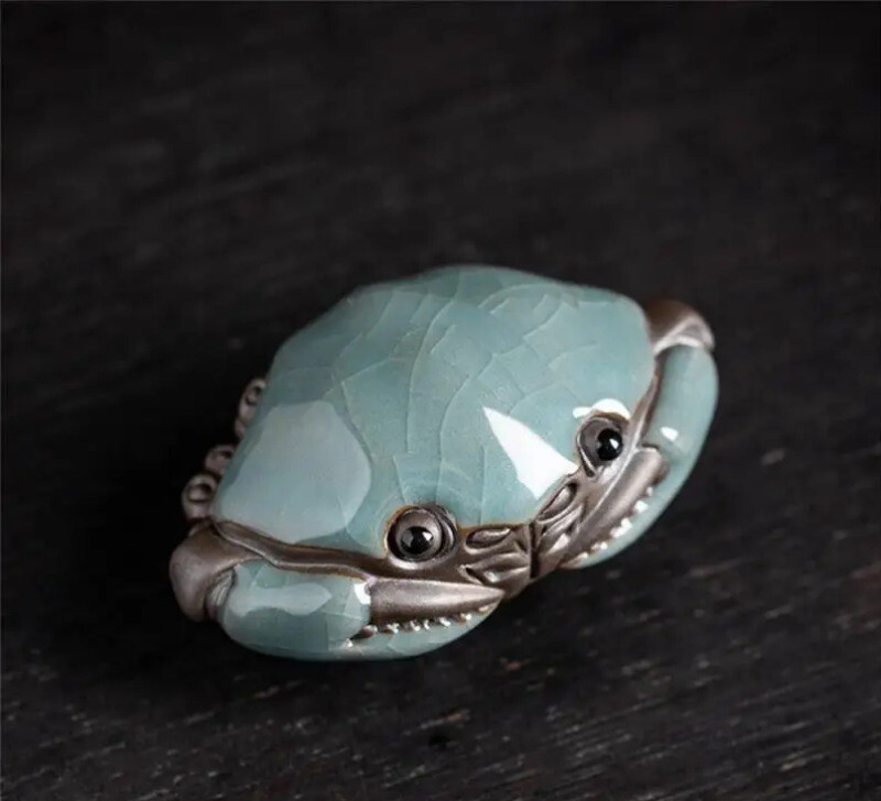 Ge Kiln Cracked Glaze Crab Tea Play Handmade Kongfu Tea Pet Decoration Tea Set