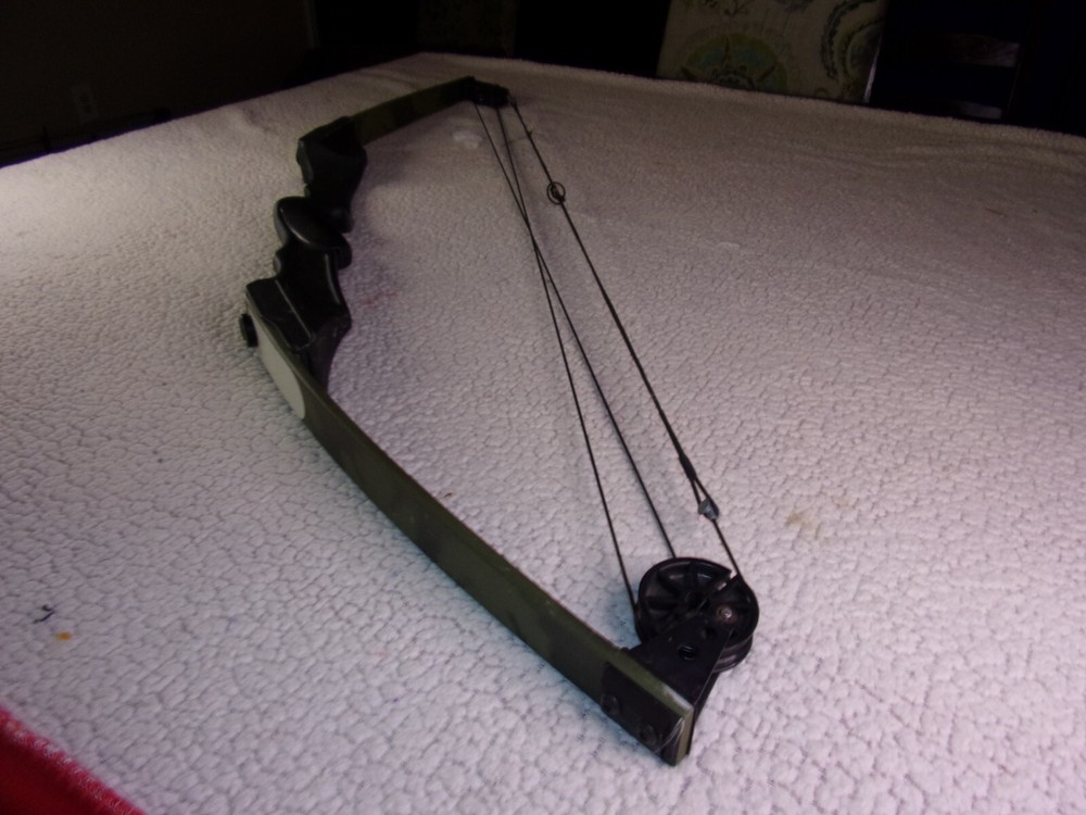 PSE Phaser Compound Bow