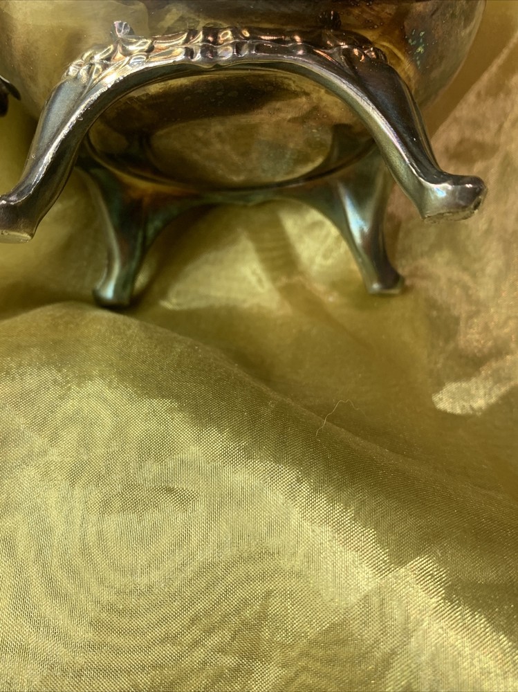 Vintage classic Silver plated footed creamer