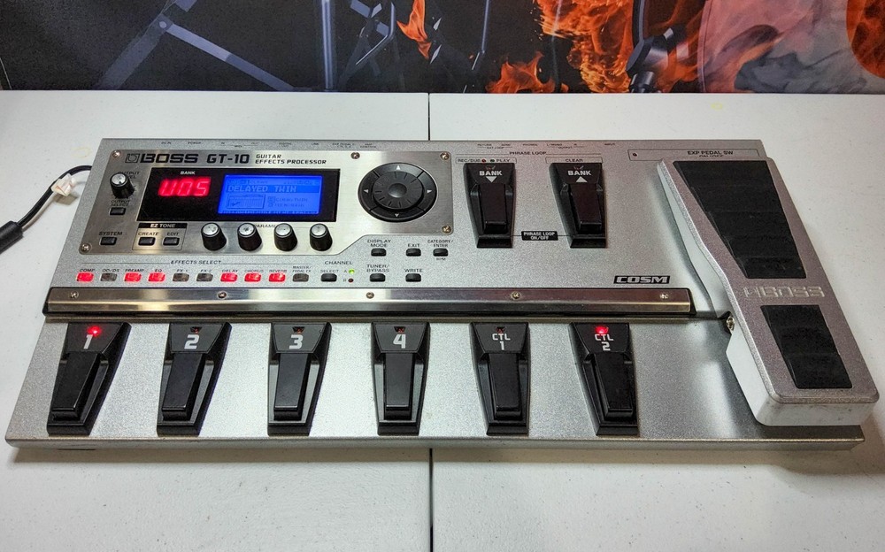🎸 BOSS GT-10 Guitar Effects Processor - w/ Power Adapter – Fully Functional!