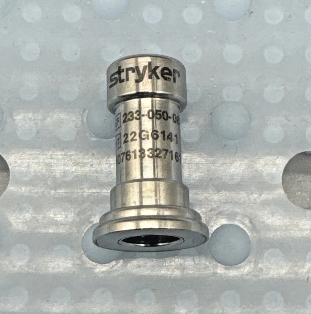 Stryker 233-050-087 Safelight Henke/Dyonics/Storz Scope Adapter