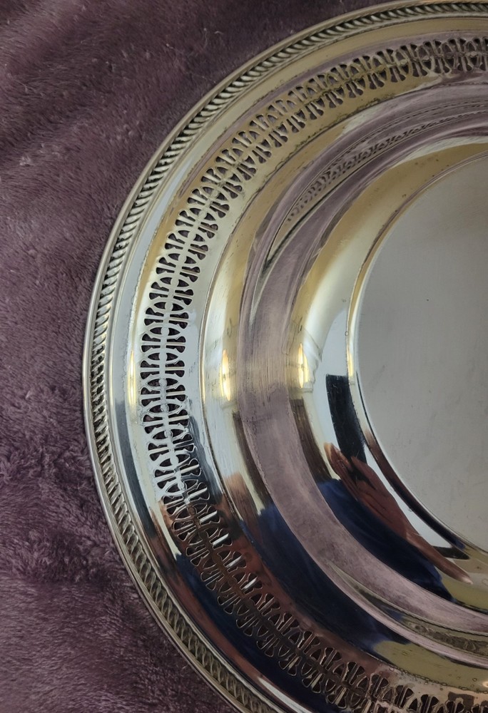 12" W.M. Rogers Silverplated Bread Bowl, Pattern 835, Circa 1960's