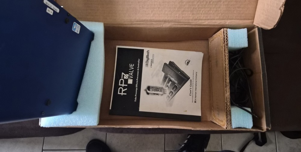 Digitech RP7 Valve Guitar Tube Multi Effects Processor - CIB