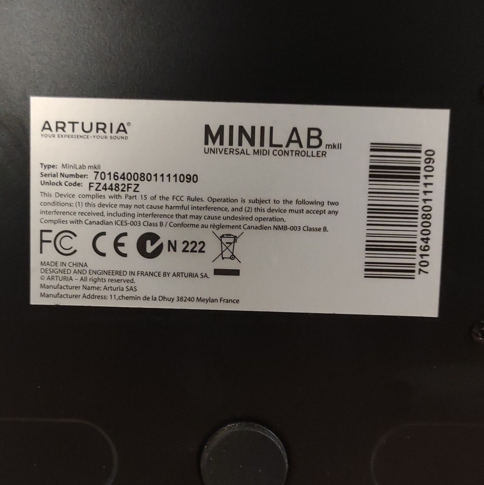 Arturia MiniLab mkII 25-Key USB Keyboard Controller, Backlit Pads