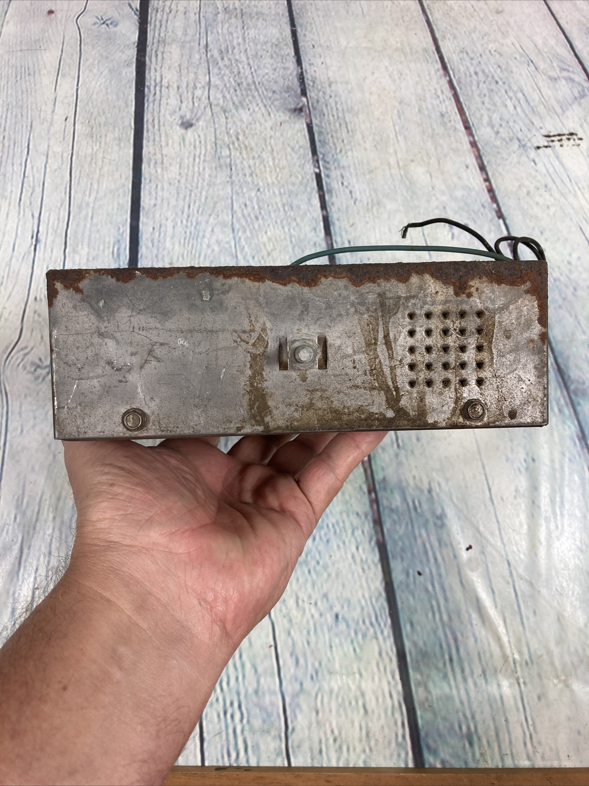 Vtg FORD Philco Car Radio AM Push Button D2TA-18806 Untested for Parts Repairs