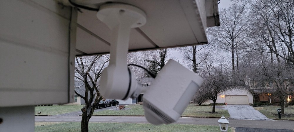 Ring Spotlight Camera Plus Plug-In Multi-Use Mount Ceiling, Wall, under Eaves