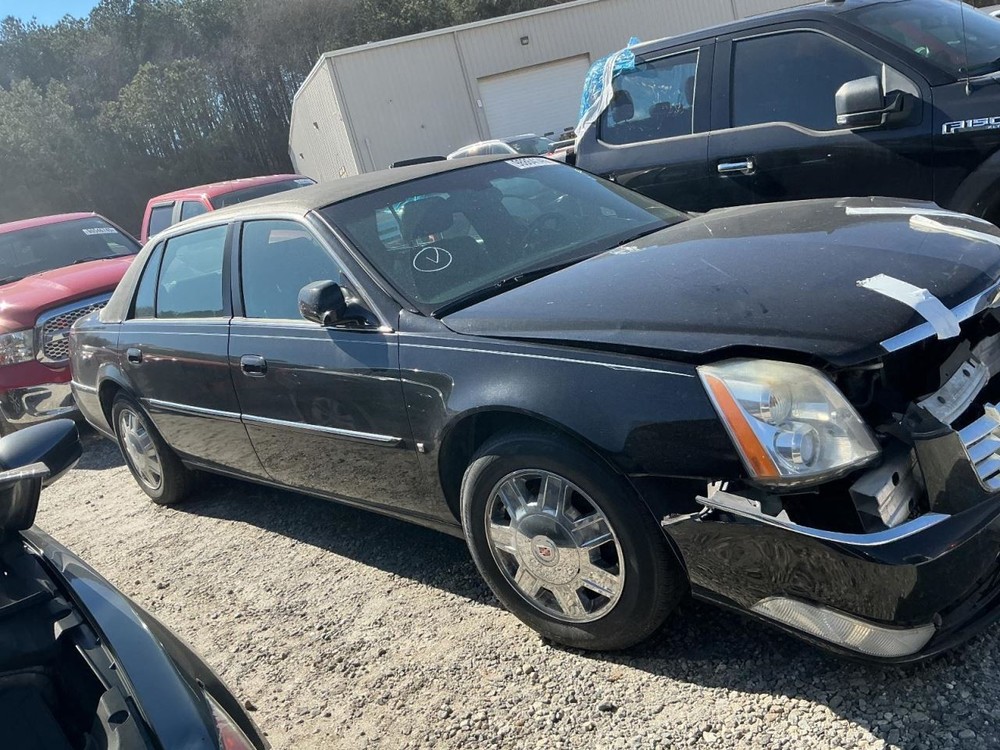 DTS 2007 Glove Box 4978952