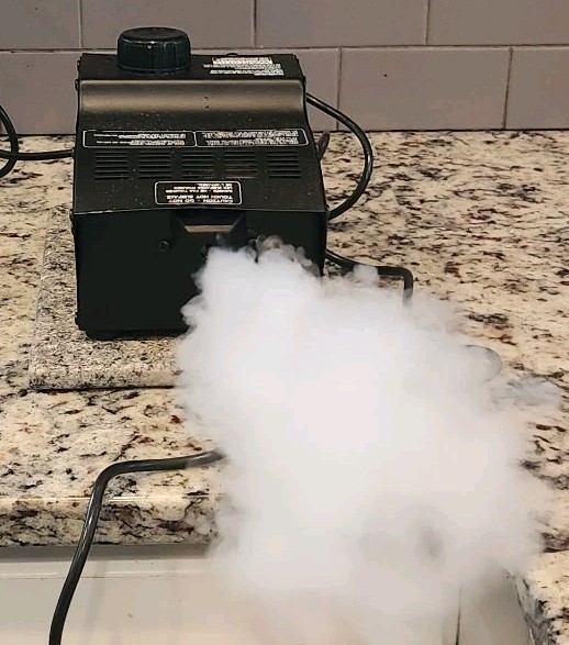 Eliminator Lighting EF- 400 Fog Machine High Performance With Wired Remote