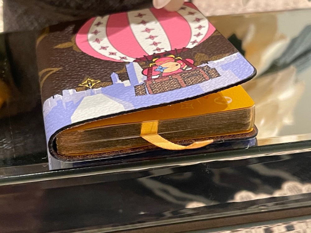 NIB LOUIS VUITTON NOTEBOOK MINI JULES GI0381