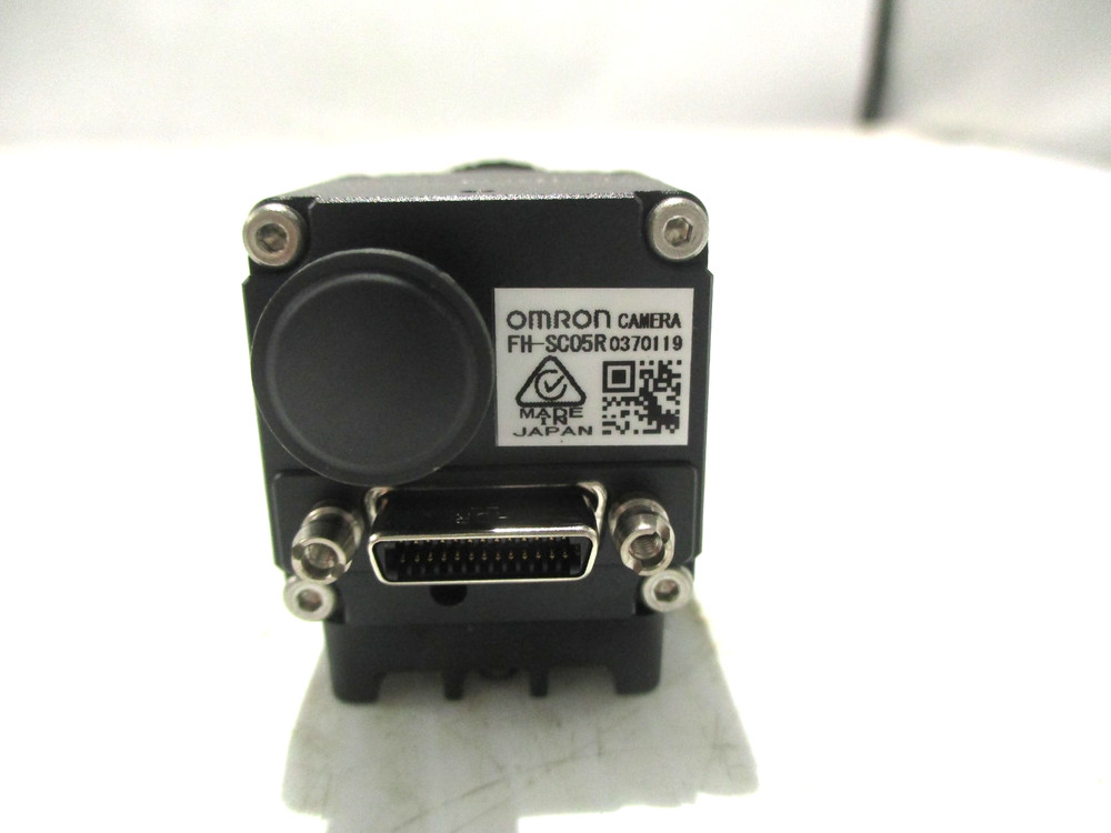 NEW OMRON FH-SC05R ROLLING SHUTTER CAMERA
