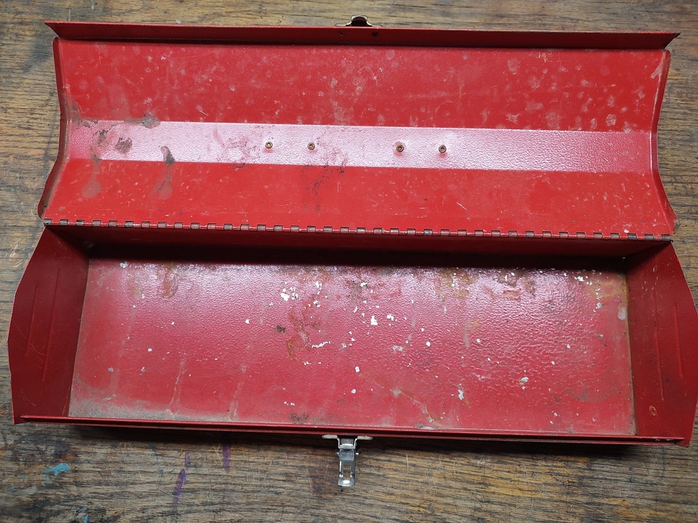 Coast to Coast Metal Toolbox