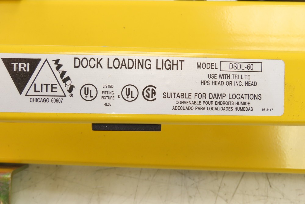 Mars DSDL-60 Tri-Lite Dock Loading Light 60" Reach