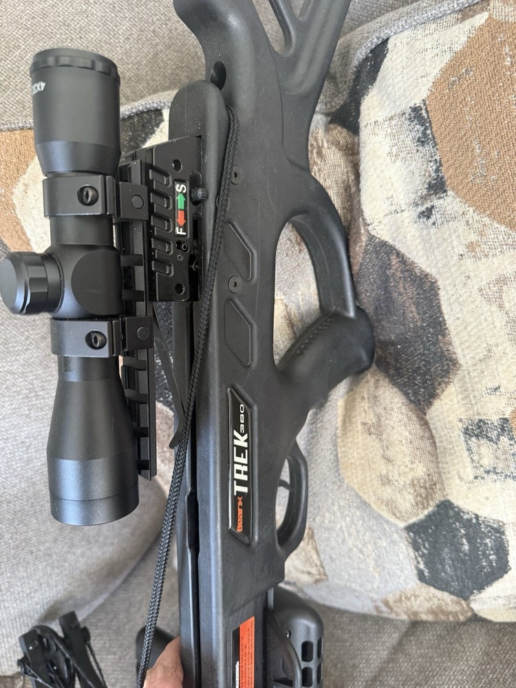 Bear Archery AC93A2A72003 Crossbow Kit - Black